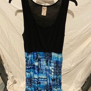 Maxi length dress, xl, black and blue